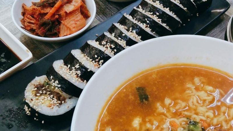 kimbap ramyeon.jpg