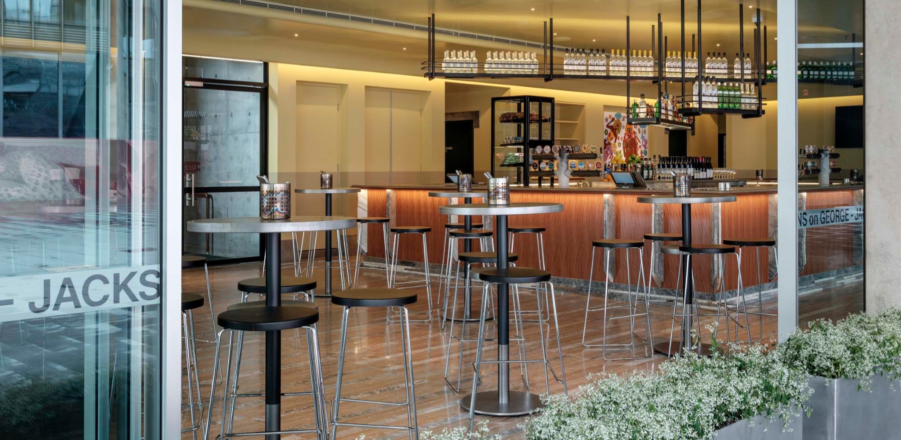 Jacksons on George - Public Bar Outdoor.jpg